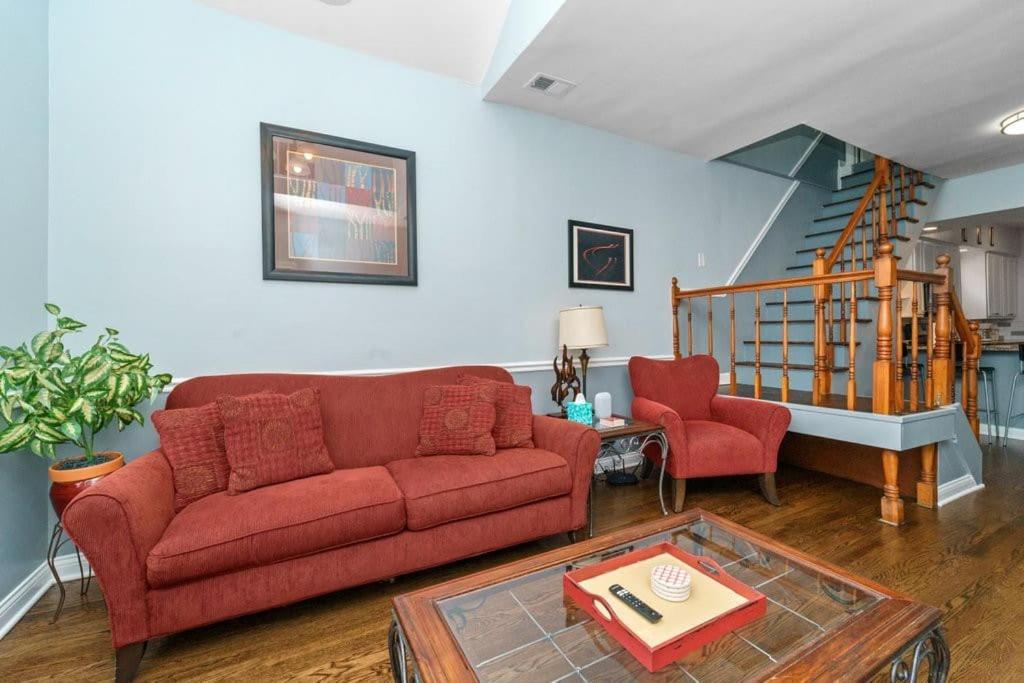Cozy, Top-Floor 3Br Loft With Balcony In West Town 芝加哥 外观 照片